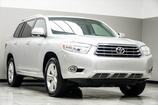 used 2010 Toyota Highlander car, priced at $9,995