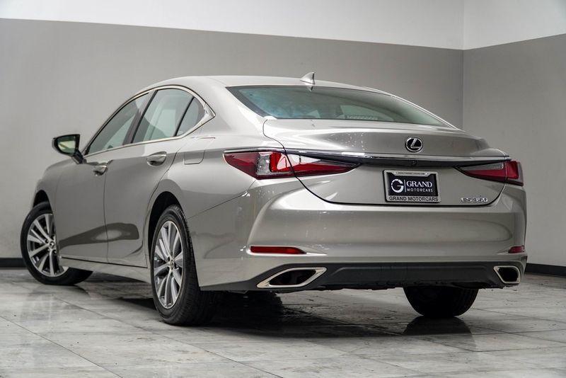 used 2021 Lexus ES 350 car, priced at $33,998