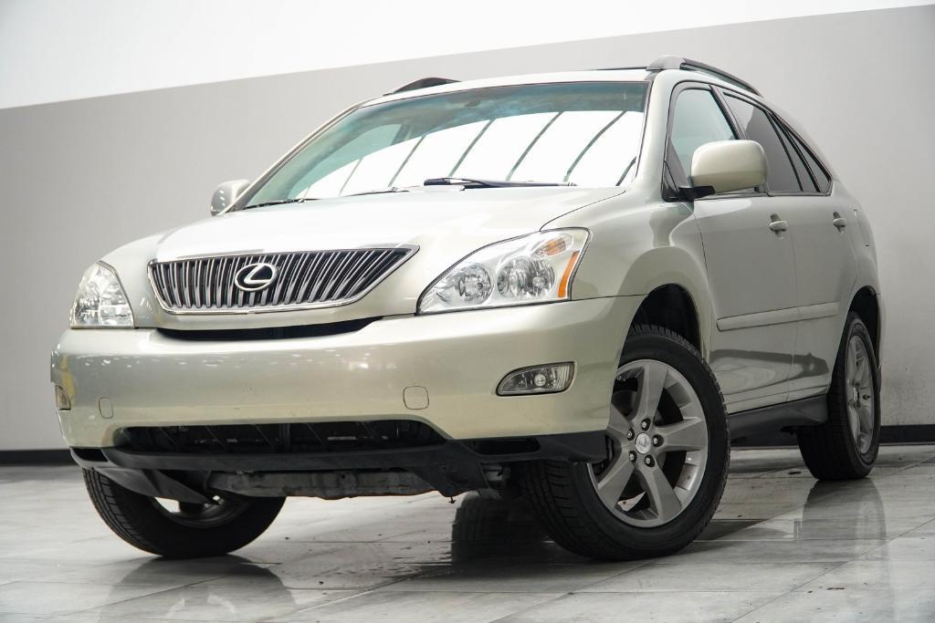used 2005 Lexus RX 330 car, priced at $11,999