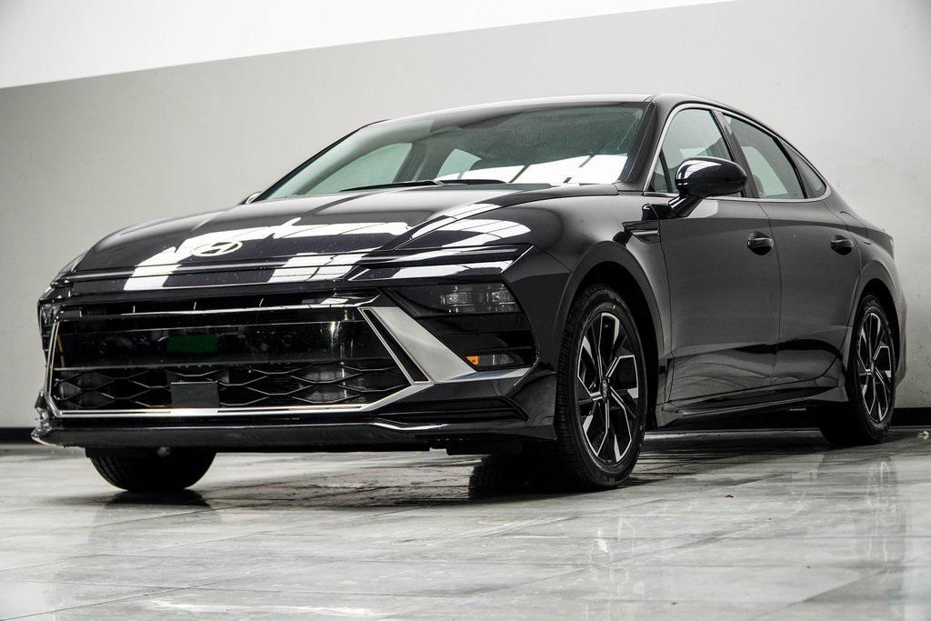 used 2025 Hyundai Sonata car, priced at $21,355