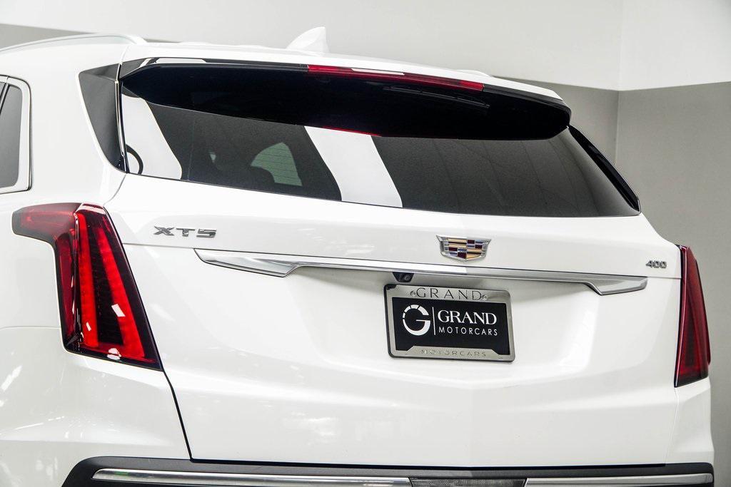 used 2021 Cadillac XT5 car, priced at $29,324