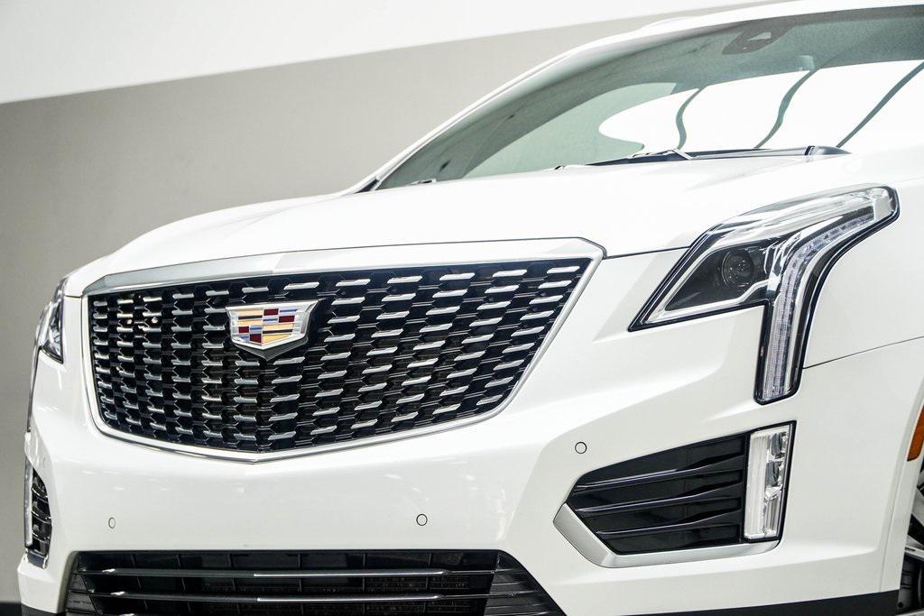 used 2021 Cadillac XT5 car, priced at $29,324