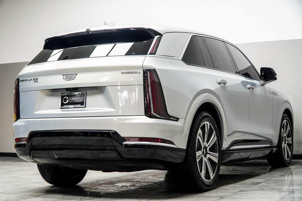 used 2025 Cadillac Escalade IQ car, priced at $121,500