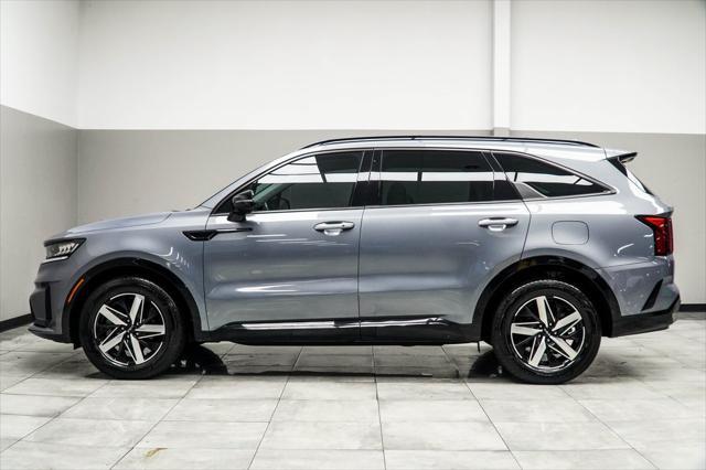used 2023 Kia Sorento car, priced at $25,945