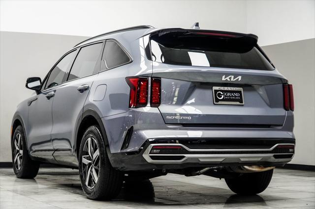 used 2023 Kia Sorento car, priced at $25,945