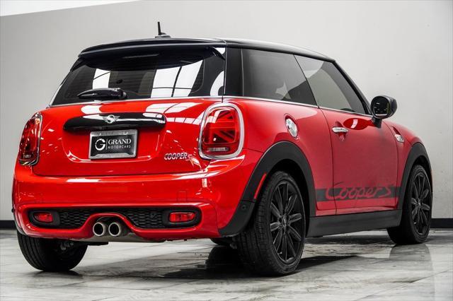 used 2020 MINI Hardtop car, priced at $21,538