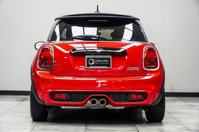 used 2020 MINI Hardtop car, priced at $21,538