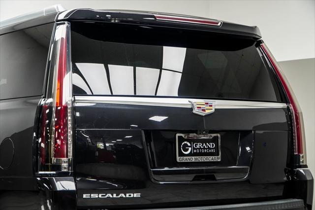 used 2019 Cadillac Escalade car, priced at $35,900