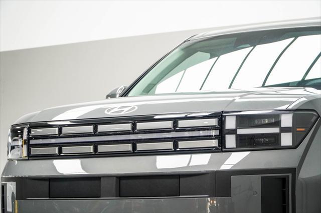 used 2024 Hyundai Santa Fe car, priced at $27,998