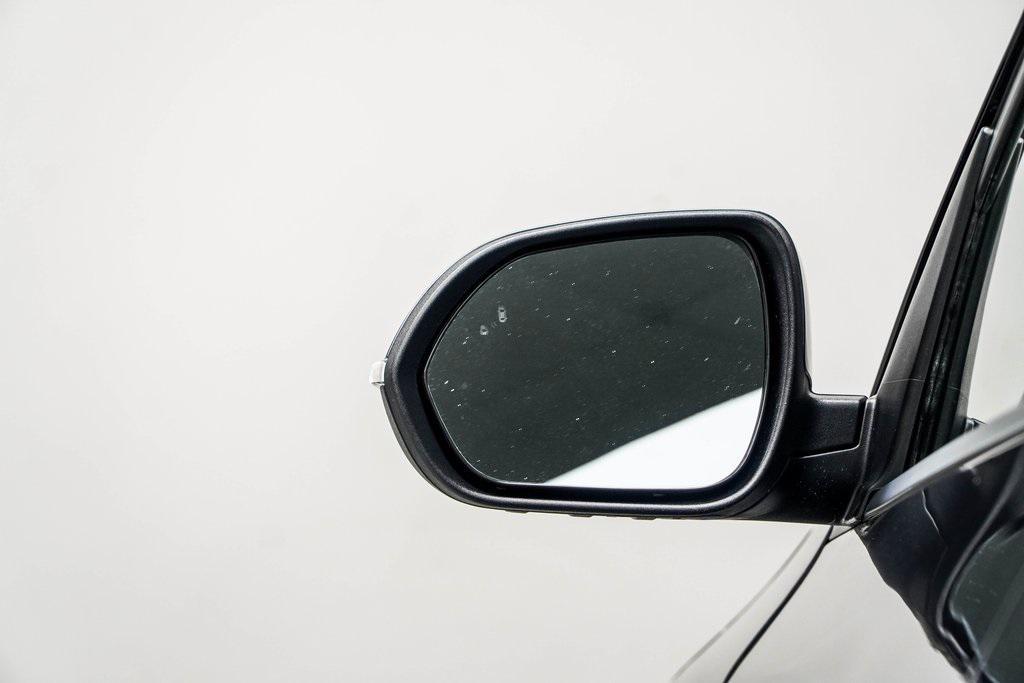 used 2025 Kia Seltos car, priced at $20,923