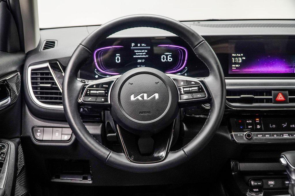 used 2025 Kia Seltos car, priced at $20,923