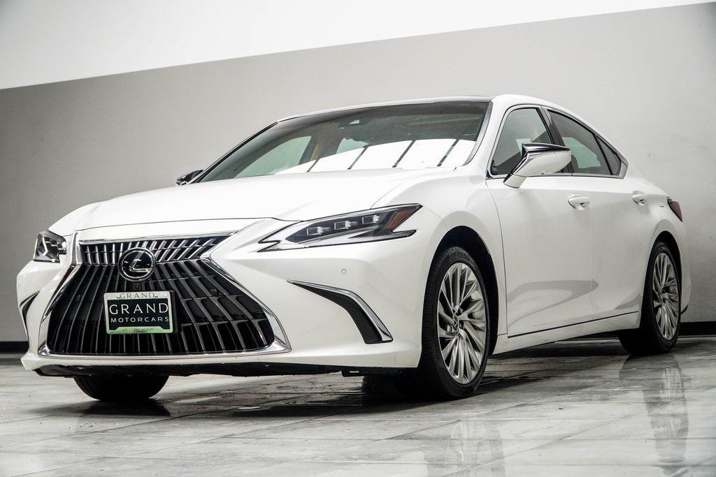 used 2023 Lexus ES 350 car, priced at $40,946