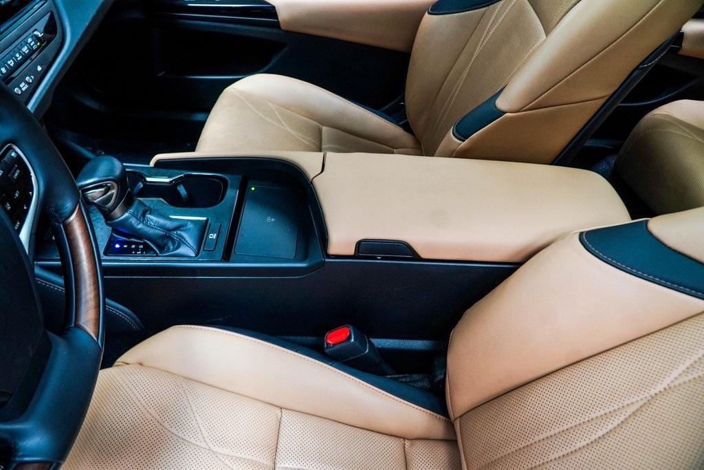 used 2023 Lexus ES 350 car, priced at $40,946