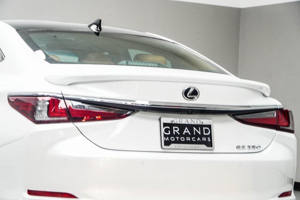 used 2023 Lexus ES 350 car, priced at $40,946