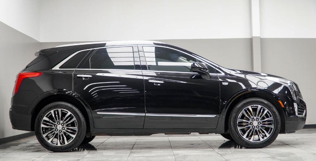 used 2017 Cadillac XT5 car, priced at $15,776