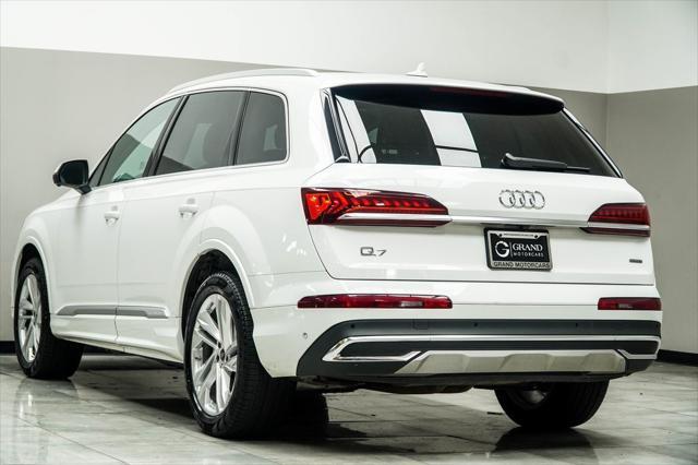 used 2023 Audi Q7 car, priced at $40,900