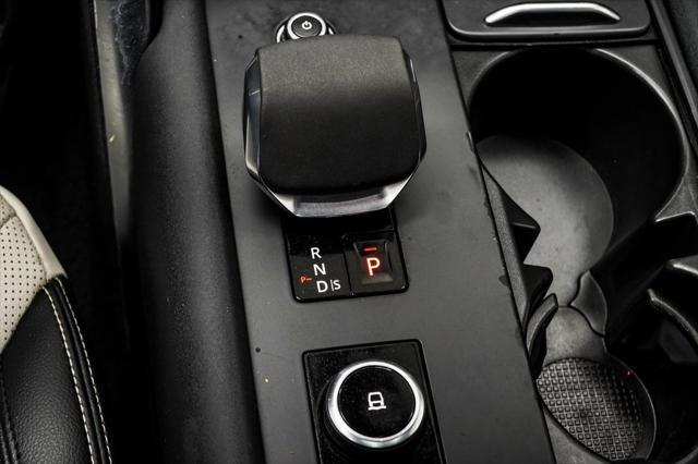 used 2021 Land Rover Discovery car, priced at $34,820