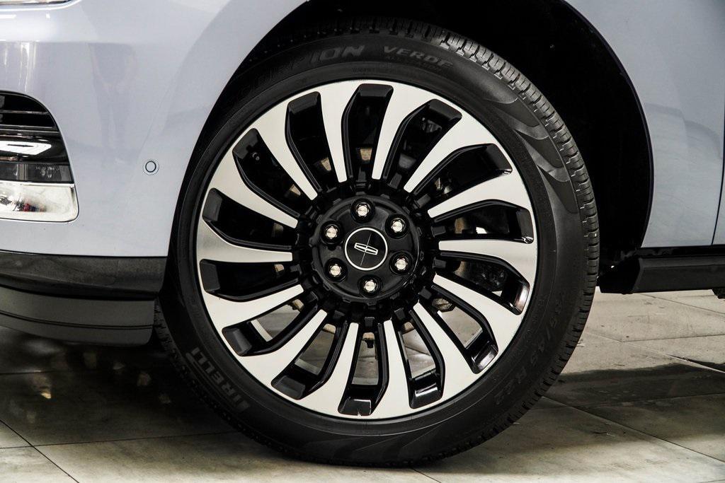 used 2022 Lincoln Navigator car, priced at $61,998