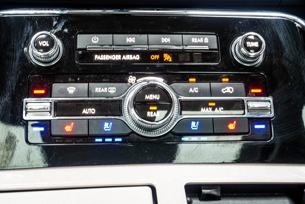 used 2022 Lincoln Navigator car, priced at $61,998