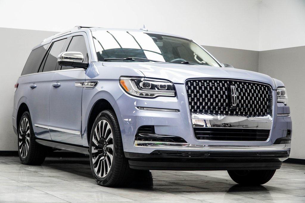 used 2022 Lincoln Navigator car, priced at $61,998