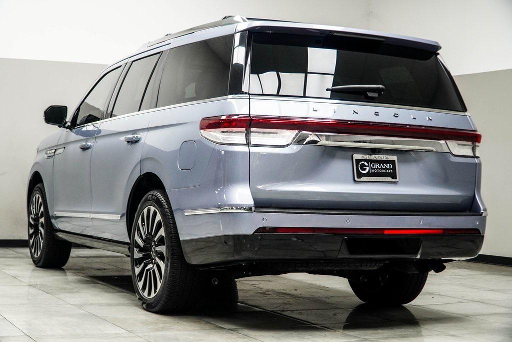 used 2022 Lincoln Navigator car, priced at $61,998