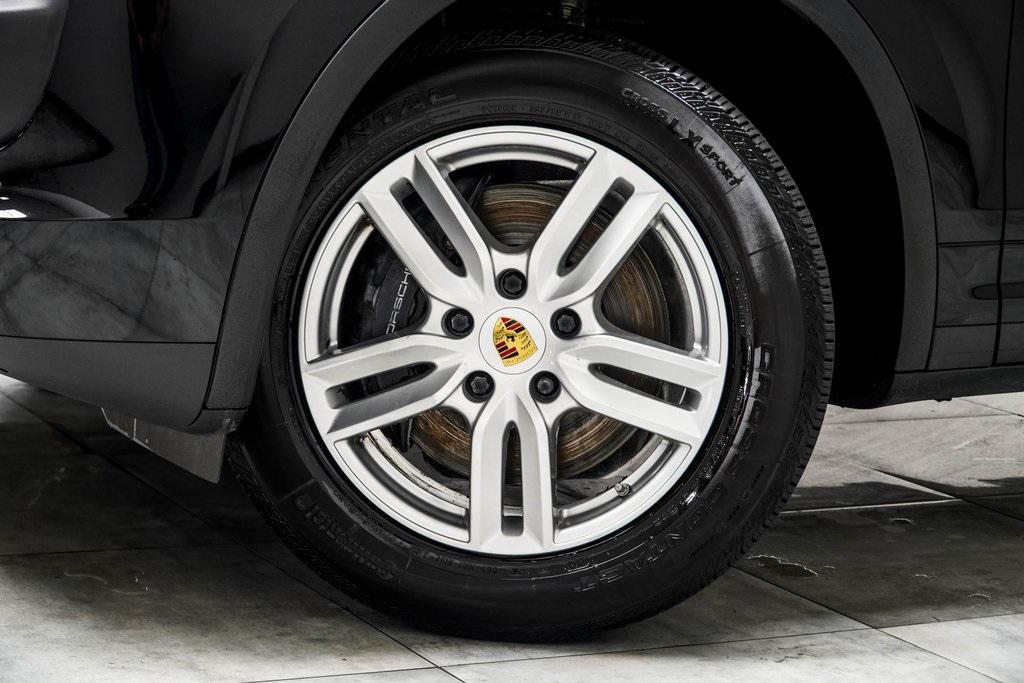 used 2018 Porsche Cayenne car, priced at $20,776