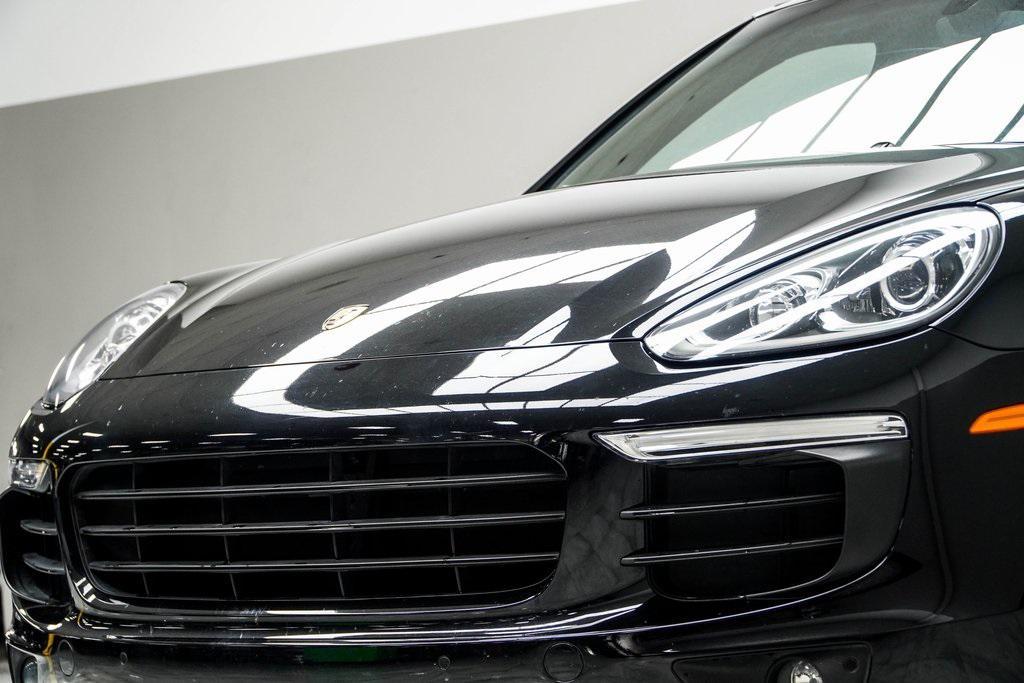 used 2018 Porsche Cayenne car, priced at $20,776