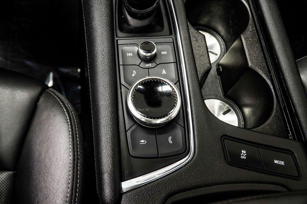 used 2023 Cadillac XT5 car, priced at $26,999