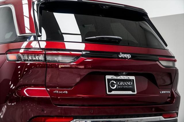 used 2022 Jeep Grand Cherokee car, priced at $30,991