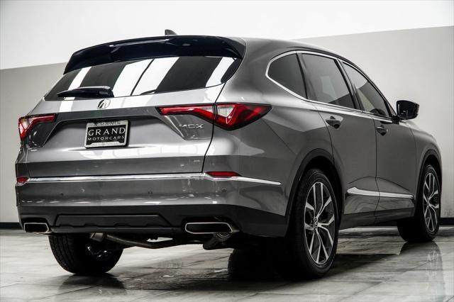 used 2024 Acura MDX car, priced at $46,298