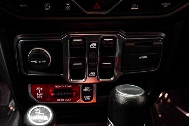 used 2022 Jeep Gladiator car, priced at $38,431