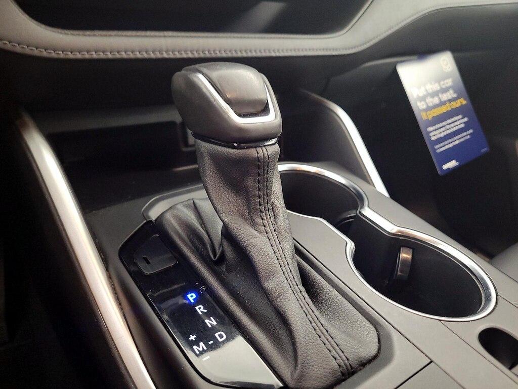 used 2021 Toyota Highlander car, priced at $31,998