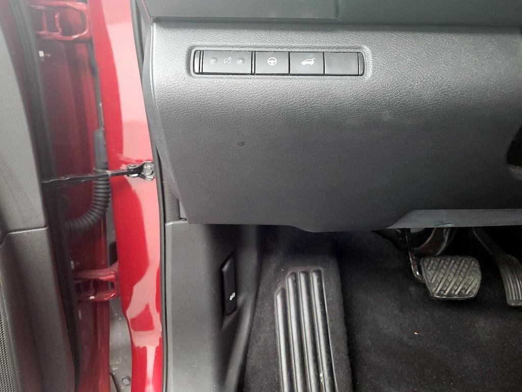 used 2022 Nissan Pathfinder car, priced at $31,998