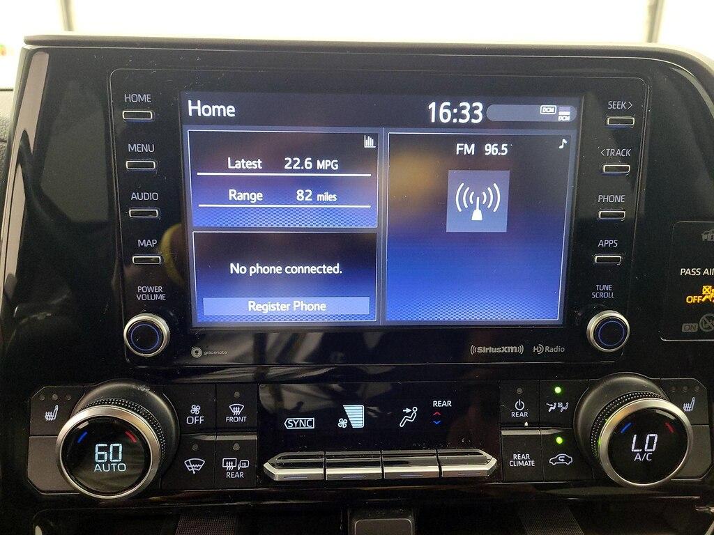 used 2021 Toyota Highlander car, priced at $32,998