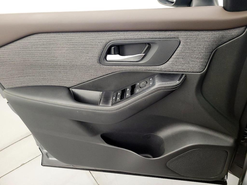 used 2023 Nissan Rogue car, priced at $24,998