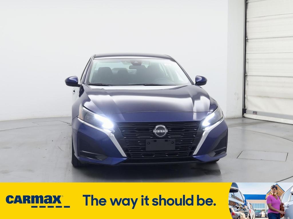 used 2023 Nissan Altima car, priced at $21,998