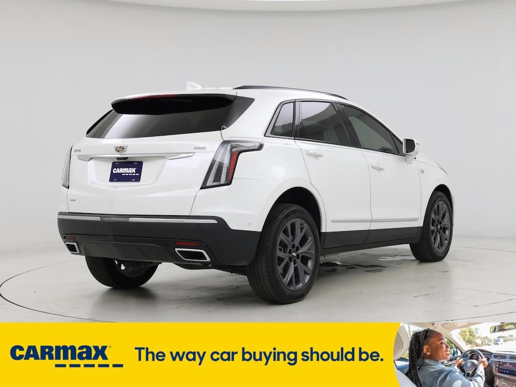 used 2020 Cadillac XT5 car, priced at $35,998