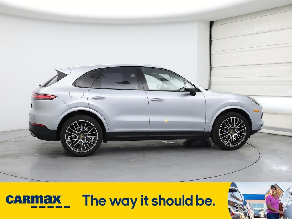 used 2020 Porsche Cayenne car, priced at $41,998