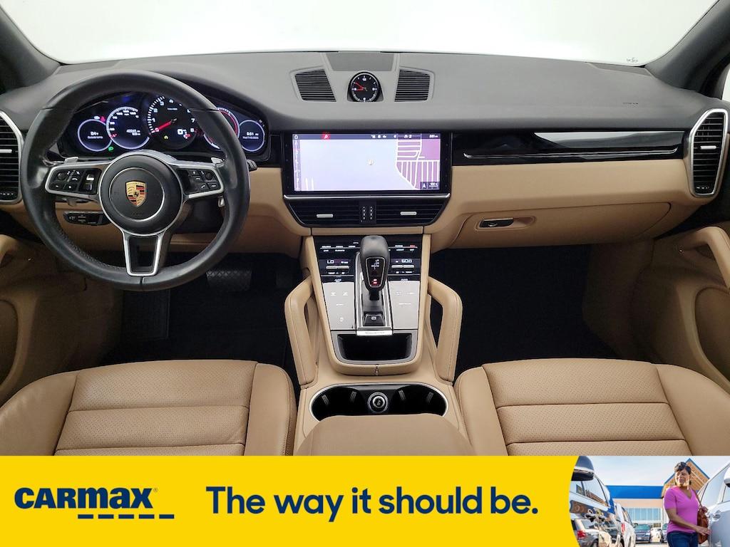used 2020 Porsche Cayenne car, priced at $41,998