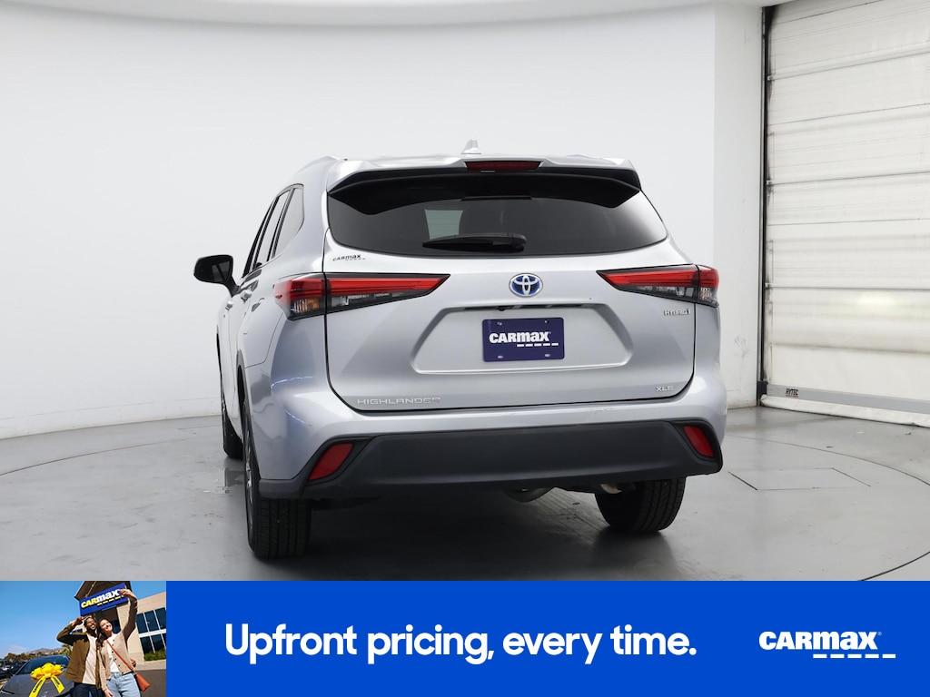 used 2021 Toyota Highlander Hybrid car, priced at $38,998