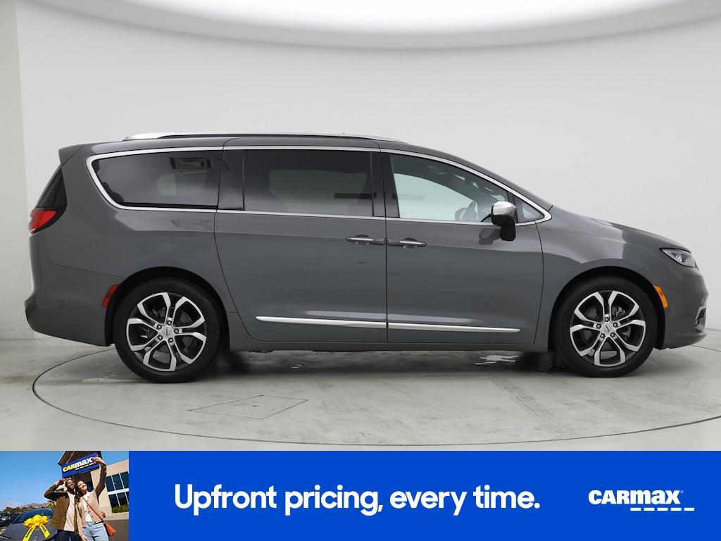 used 2023 Chrysler Pacifica car, priced at $40,998