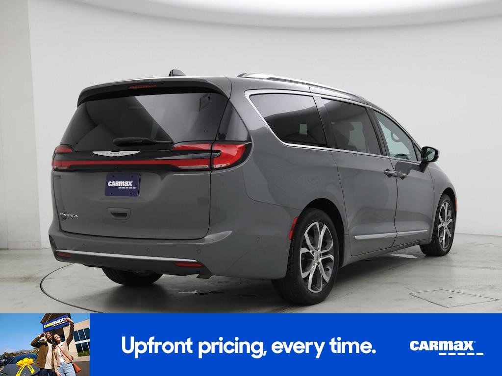 used 2023 Chrysler Pacifica car, priced at $40,998