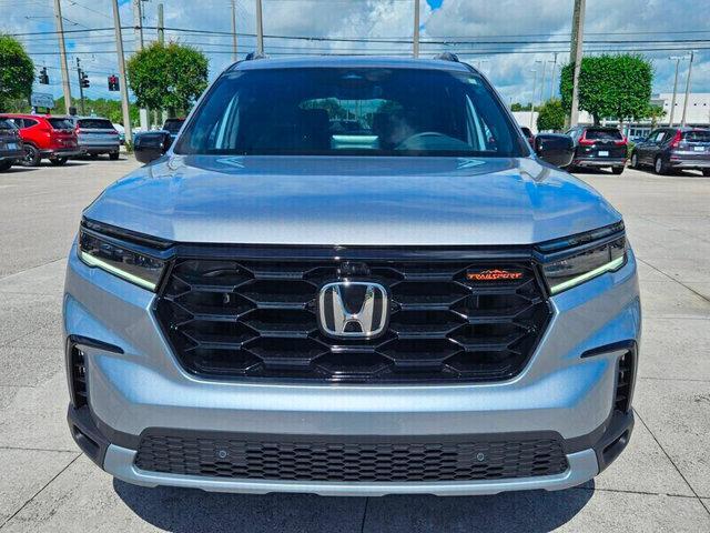 new 2025 Honda Pilot car, priced at $48,795