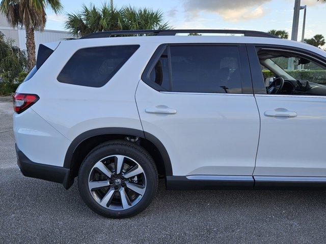 new 2025 Honda Pilot car, priced at $47,350