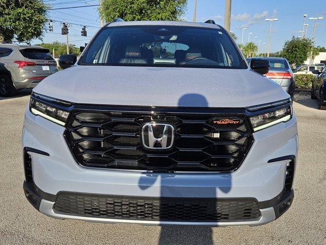 new 2025 Honda Pilot car, priced at $48,330