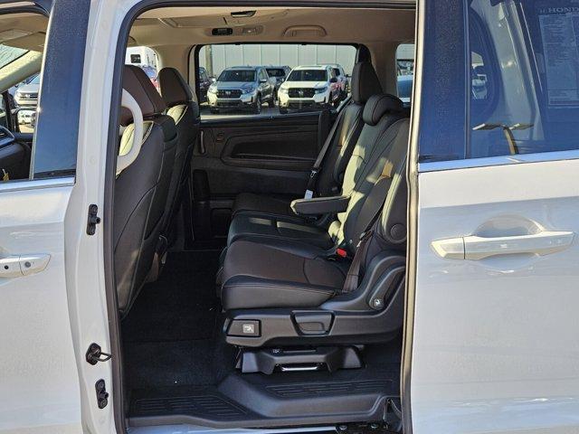 new 2026 Honda Odyssey car, priced at $50,153