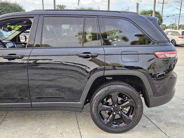 used 2023 Jeep Grand Cherokee car, priced at $30,574