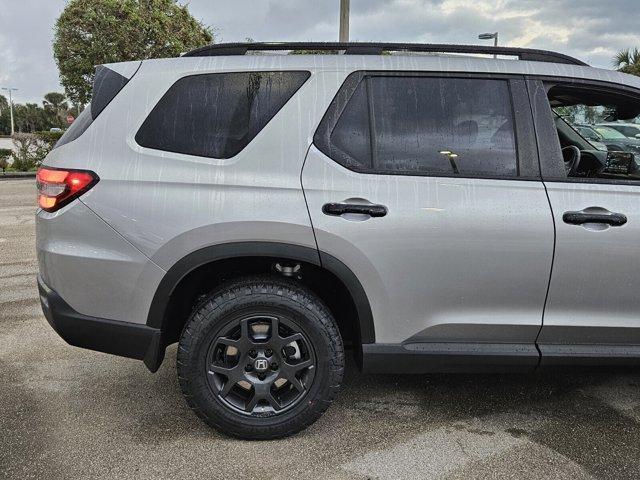 new 2025 Honda Pilot car, priced at $48,850