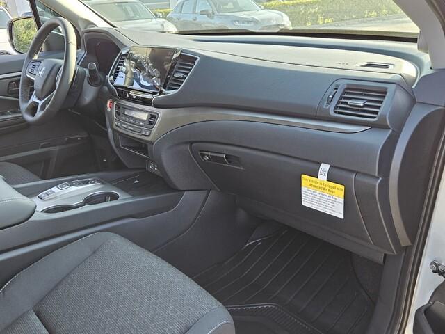 new 2025 Honda Ridgeline car, priced at $39,809