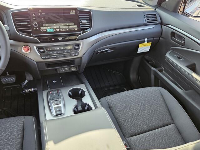 new 2025 Honda Ridgeline car, priced at $39,809
